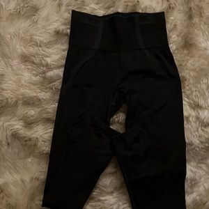 Small gym shark leggings black gym shark written on the waistband